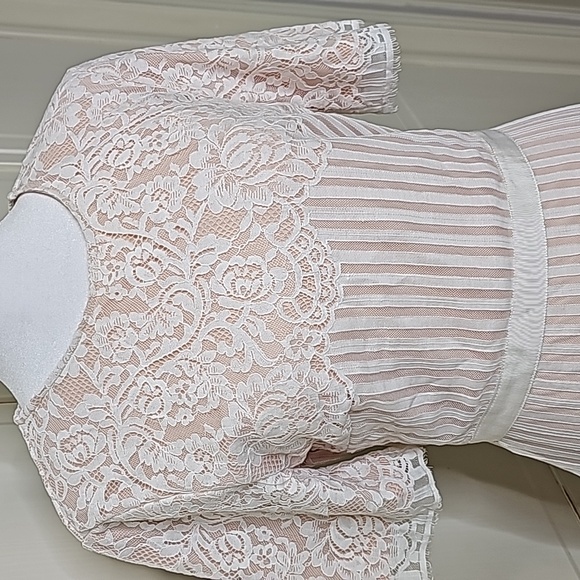 Just me Women's Dress, lace with a pink lining, Size M - Picture 3 of 11